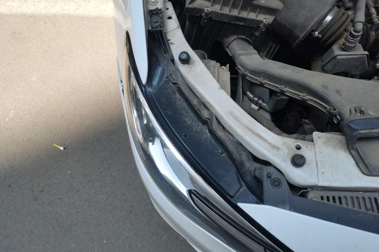 Used Buick GT 2019 15T Dual-Clutch Connected Elite Version China V Standard Engine Bay Right