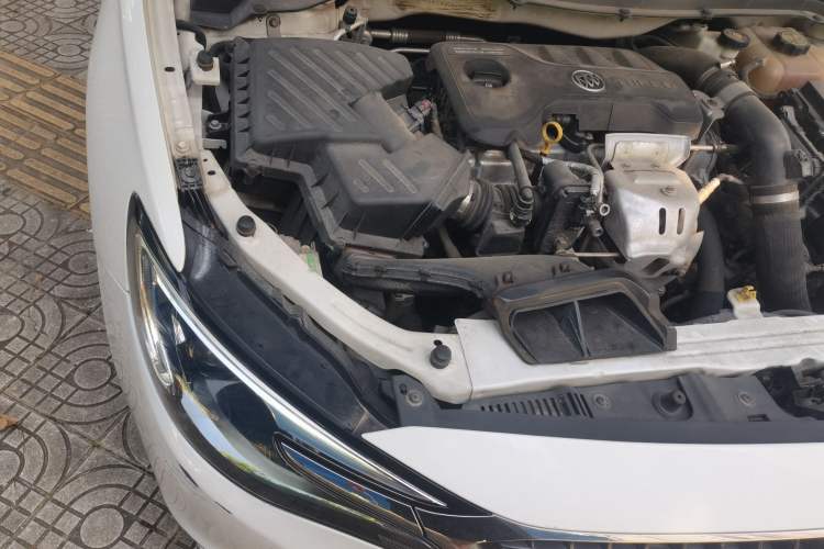 Used Buick GT 2019 18T Automatic Connected Elite Model China V Standard Engine Bay Right