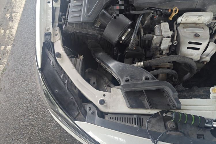 Used Buick GT 2019 15T Dual-Clutch Advanced Version China VI Standard Engine Bay Right