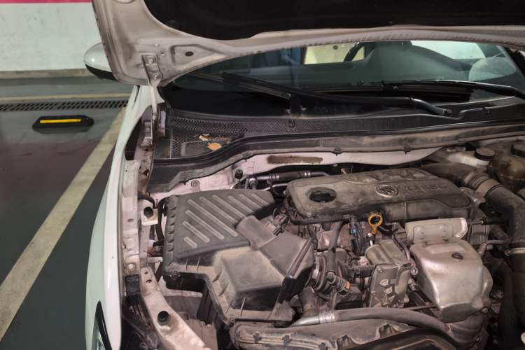 Used Buick GT 2019 18T Automatic Connected Elite Model China VI Standard Engine Bay Right