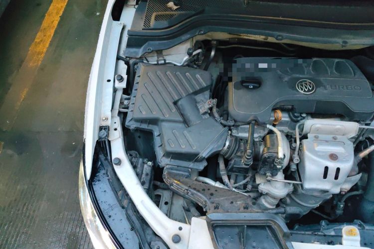 Used Buick GT 2019 18T Automatic Connected Elite Model China V Standard Engine Bay Right