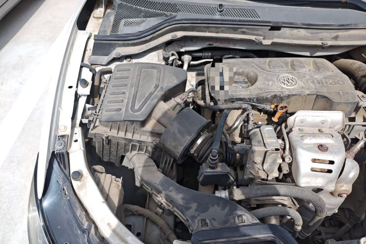Used Buick GT 2019 15T Dual-Clutch Connected Elite Model China VI Engine Bay Right