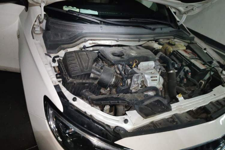 Used Buick GT 2019 15T Dual-Clutch Connected Elite Model China VI Engine Bay Right