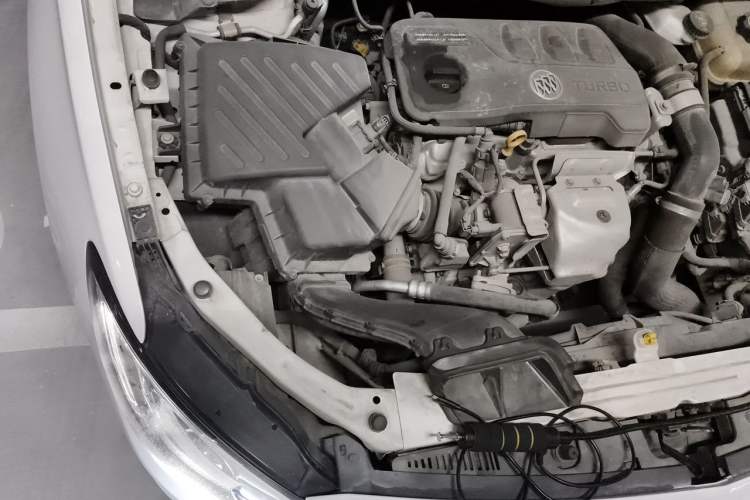 Used Buick GT 2019 18T Automatic Connected Elite Model China VI Standard Engine Bay Right