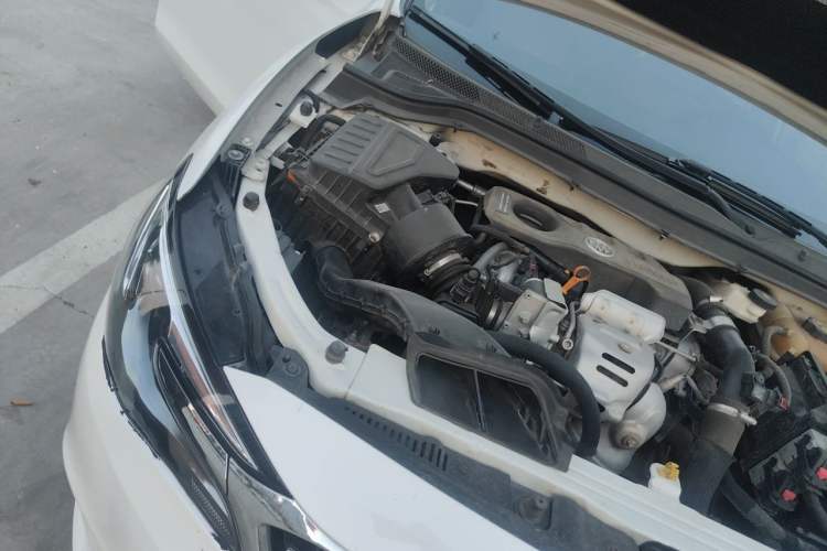 Used Buick GT 2019 15T Dual-Clutch Connected Elite Model China VI Engine Bay Right