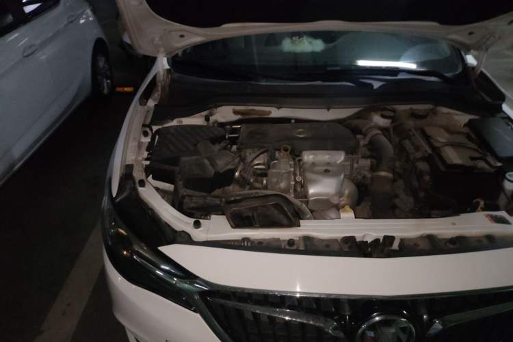 Used Buick GT 2019 18T Automatic Connected Elite Model China VI Standard Engine Bay Right