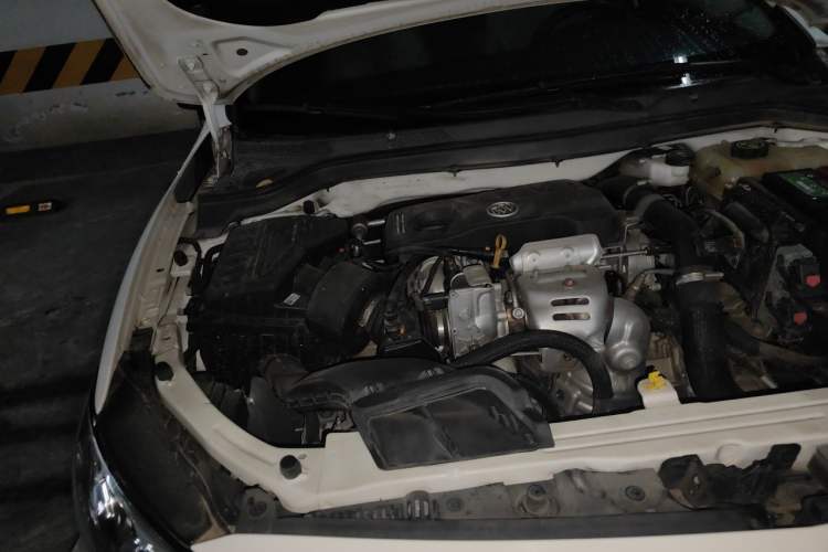 Used Buick GT 2019 15T Dual-Clutch Connected Elite Model China VI Engine Bay Right