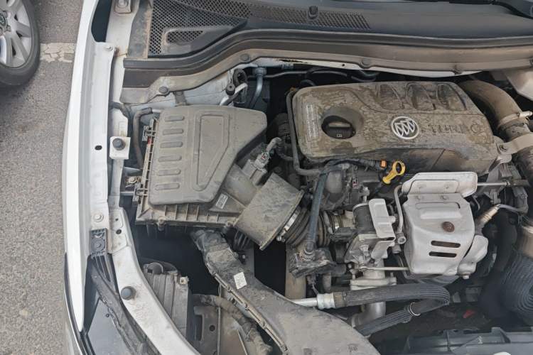 Used Buick GT 2019 15T Dual-Clutch Connected Elite Model China VI Engine Bay Right