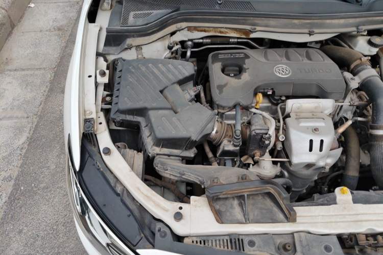 Used Buick GT 2019 18T Automatic Connected Elite Model China V Standard Engine Bay Right