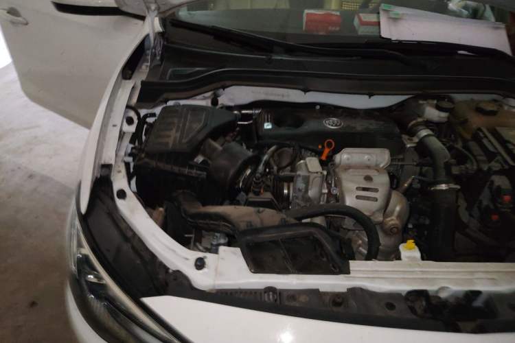 Used Buick GT 2019 15T Manual Elite Version China VI Standard Engine Bay Right