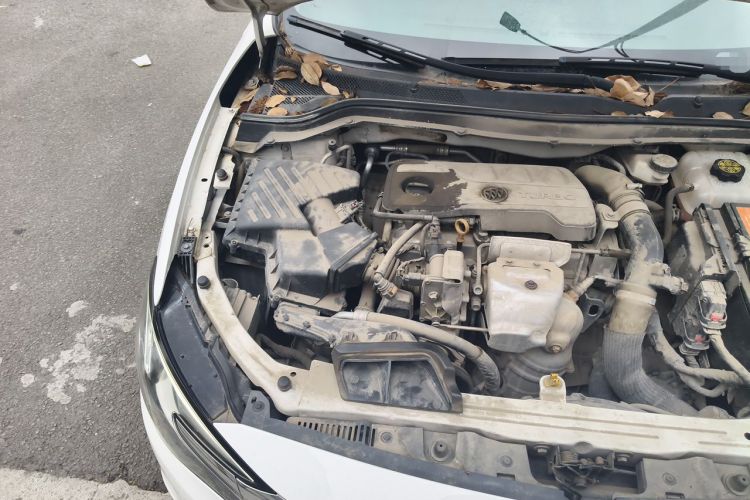 Used Buick GT 2019 18T Automatic Connected Elite Model China V Standard Engine Bay Right