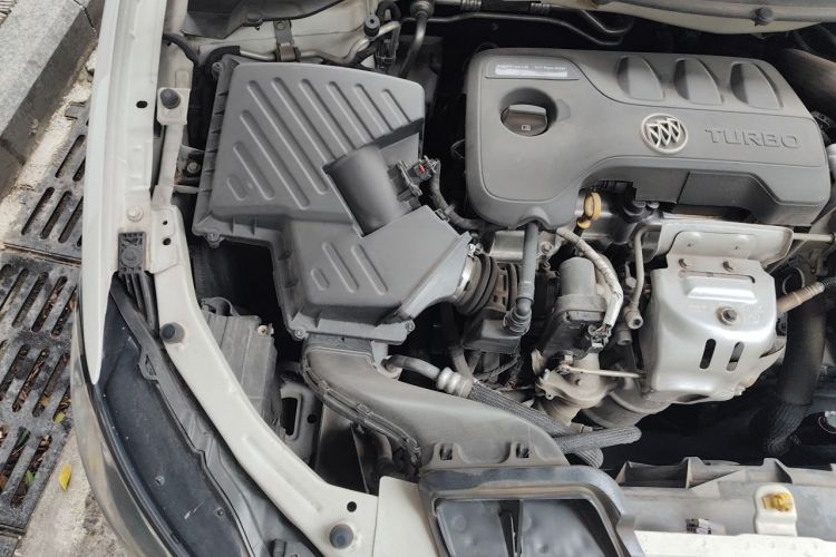 Used Buick GT 2019 18T Automatic Connected Elite Model China V Standard Engine Bay Right