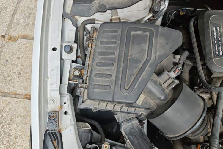 Used Buick GT 2019 15T Dual-Clutch Advanced Version China VI Standard Engine Bay Right