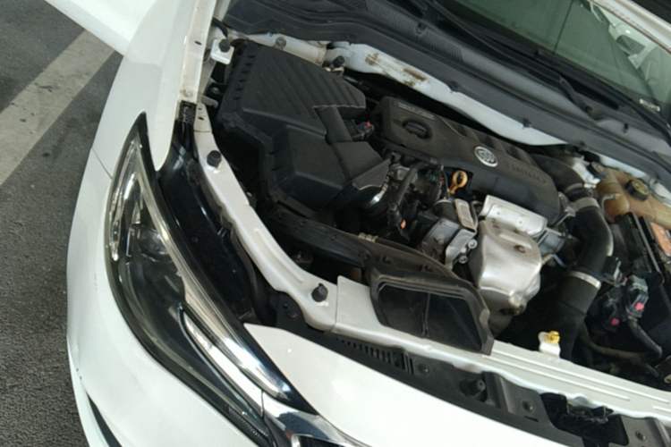 Used Buick GT 2019 18T Automatic Connected Elite Model China V Standard Engine Bay Right