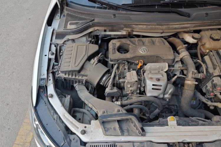 Used Buick GT 2019 15T Dual-Clutch Advanced Version China VI Standard Engine Bay Right