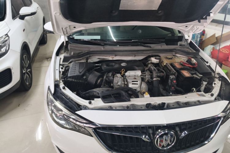 Used Buick GT 2019 15T Dual-Clutch Advanced Version China VI Standard Engine Bay Right