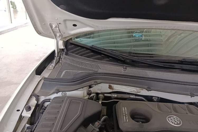 Used Buick GT 2019 15T Dual-Clutch Connected Elite Model China VI Engine Bay Right