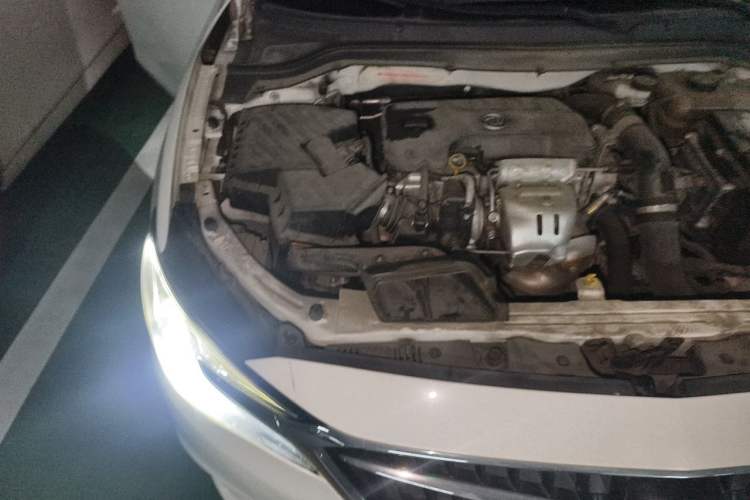 Used Buick GT 2019 18T Automatic Connected Elite Model China V Standard Engine Bay Right