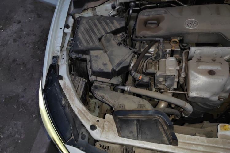 Used Buick GT 2019 18T Automatic Connected Elite Model China VI Standard Engine Bay Right