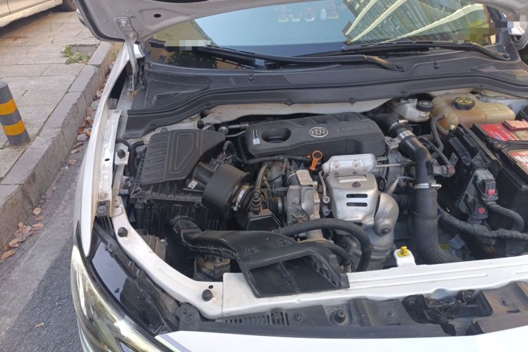 Used Buick GT 2019 15T Dual-Clutch Connected Elite Model China VI Engine Bay Right