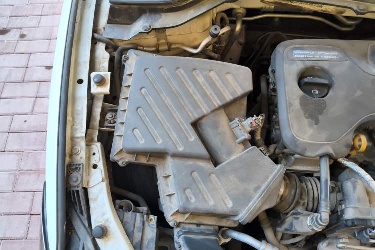 Used Buick GT 2019 18T Automatic Connected Elite Model China V Standard Engine Bay Right