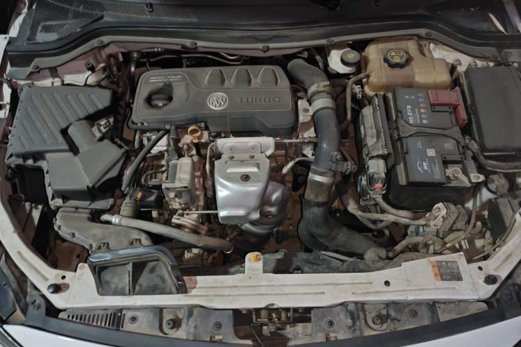 Used Buick GT 2019 18T Automatic Connected Elite Model China VI Standard Engine Bay