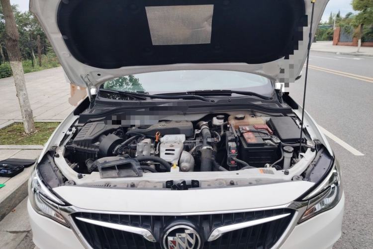 Used Buick GT 2019 15T Dual-Clutch Advanced Version China VI Standard Engine Bay