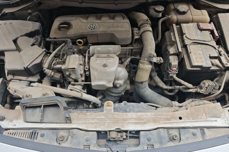 Used Buick GT 2019 18T Automatic Connected Elite Model China VI Standard Engine Bay