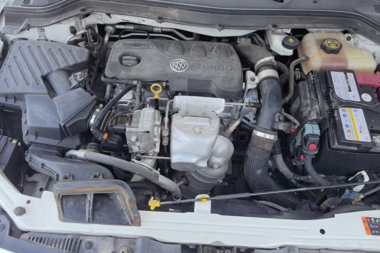 Used Buick GT 2019 18T Automatic Connected Elite Model China VI Standard Engine Bay
