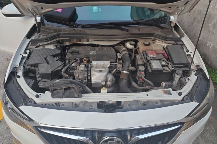 Used Buick GT 2019 18T Automatic Connected Elite Model China VI Standard Engine Bay
