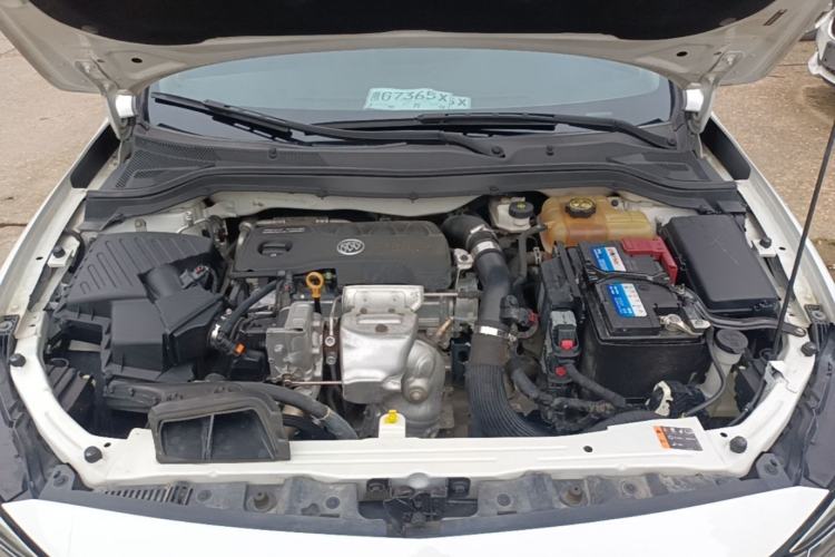 Used Buick GT 2019 18T Automatic Connected Elite Model China VI Standard Engine Bay