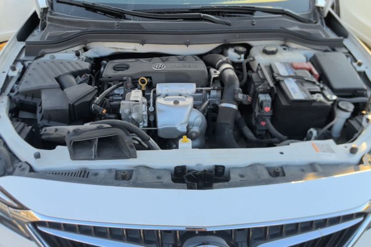 Used Buick GT 2019 18T Automatic Connected Elite Model China VI Standard Engine Bay