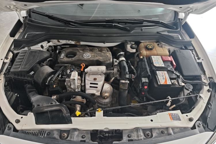 Used Buick GT 2019 15T Dual-Clutch Connected Elite Model China VI Engine Bay