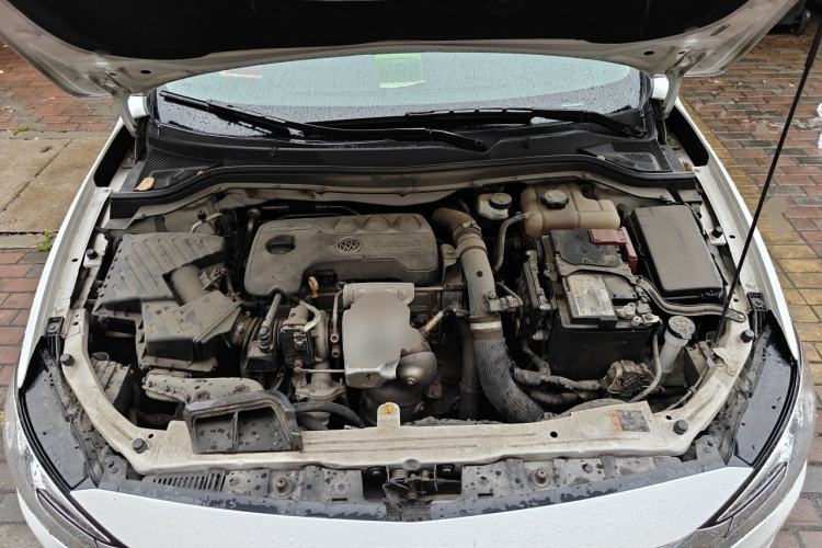 Used Buick GT 2019 18T Automatic Connected Elite Model China V Standard Engine Bay