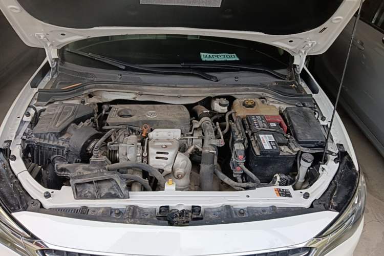 Used Buick GT 2019 15T Dual-Clutch Connected Elite Model China VI Engine Bay