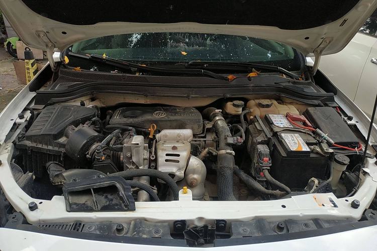 Used Buick GT 2019 15T Dual-Clutch Advanced Version China VI Standard Engine Bay