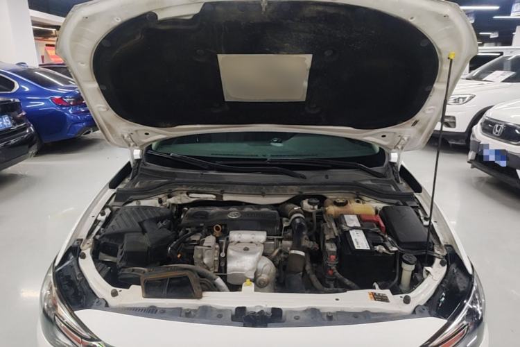 Used Buick GT 2019 18T Automatic Connected Elite Model China VI Standard Engine Bay
