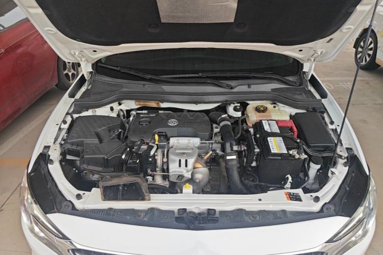 Used Buick GT 2019 18T Automatic Connected Elite Model China V Standard Engine Bay