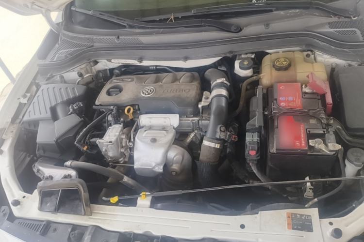 Used Buick GT 2019 18T Automatic Connected Elite Model China VI Standard Engine Bay