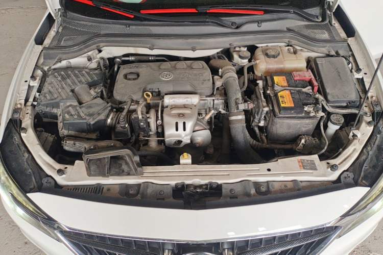 Used Buick GT 2019 18T Automatic Connected Elite Model China V Standard Engine Bay