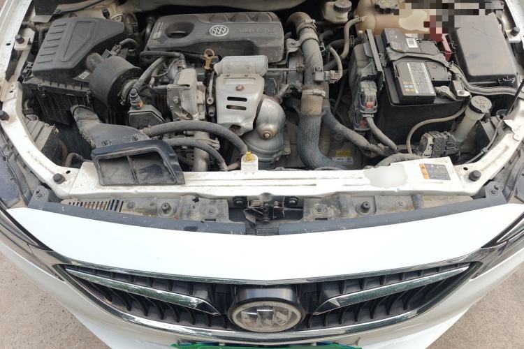 Used Buick GT 2019 15T Dual-Clutch Connected Elite Model China VI Engine Bay