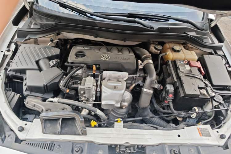 Used Buick GT 2019 18T Automatic Connected Elite Model China VI Standard Engine Bay