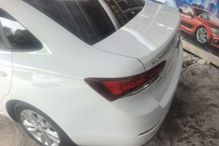 Used Buick GT 2019 15T Dual-Clutch Connected Elite Model China VI Exterior 1
