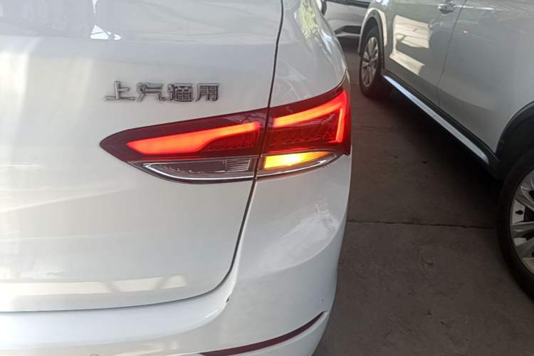 Used Buick GT 2019 18T Automatic Connected Elite Model China VI Standard Exterior 1