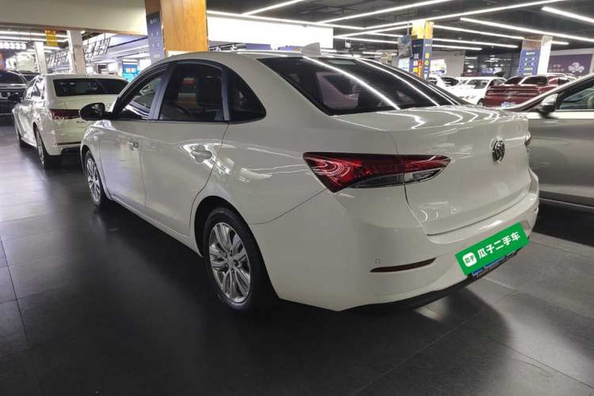 Used Buick GT 2019 15T Dual-Clutch Connected Elite Version China V Standard Exterior 2
