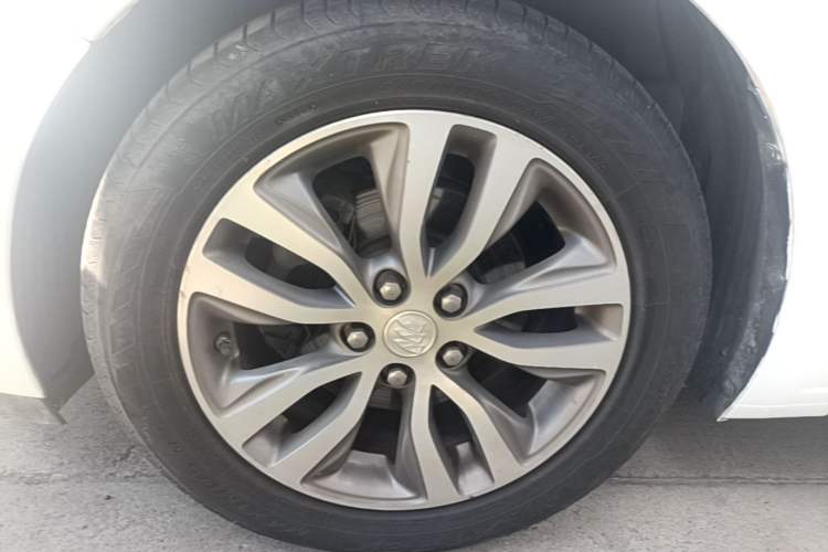 Used Buick GT 2019 18T Automatic Connected Elite Model China VI Standard Exterior 2