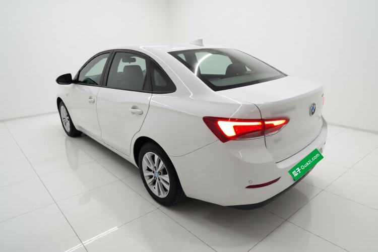 Used Buick GT 2019 15T Dual-Clutch Connected Elite Model China VI Exterior 2