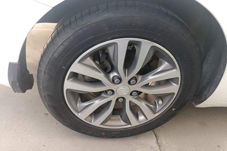 Used Buick GT 2019 18T Automatic Connected Elite Model China VI Standard Exterior 3