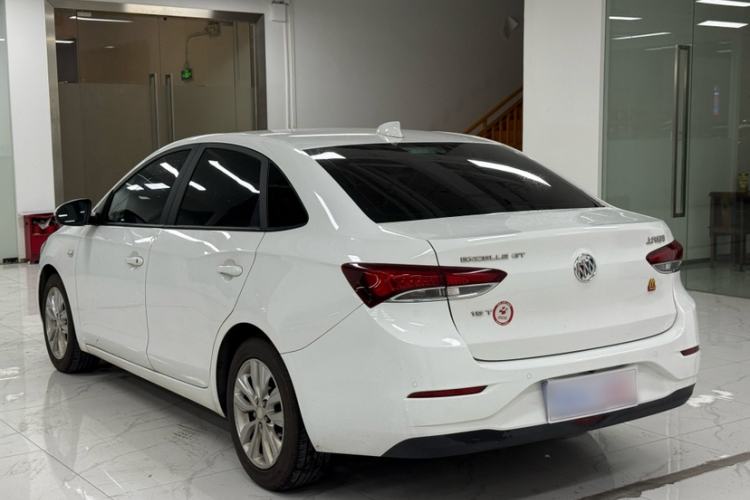 Used Buick GT 2019 15T Dual-Clutch Connected Elite Model China VI Exterior 3