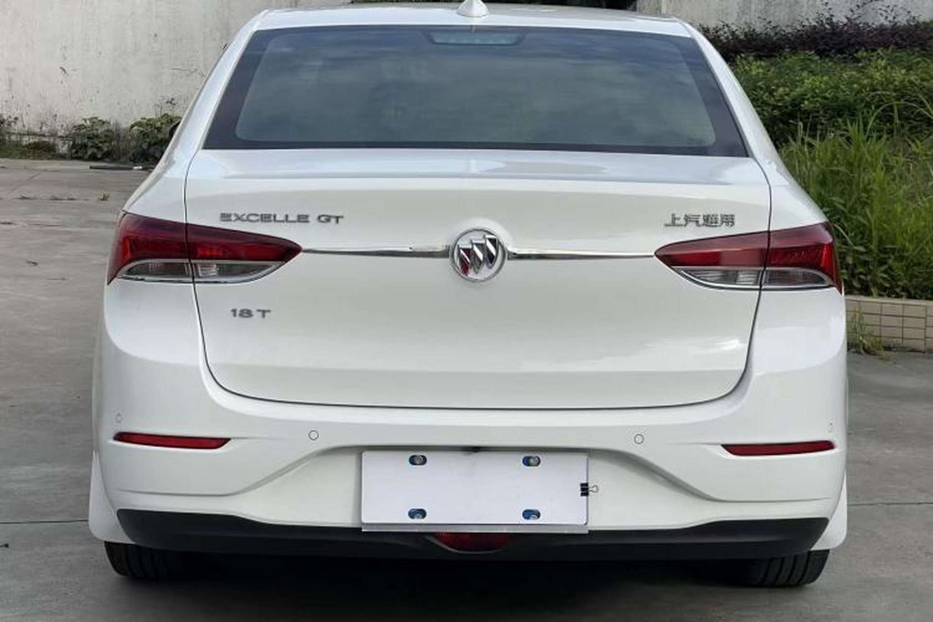 Used Buick GT 2019 18T Automatic Connected Elite Model China VI Standard Exterior 3